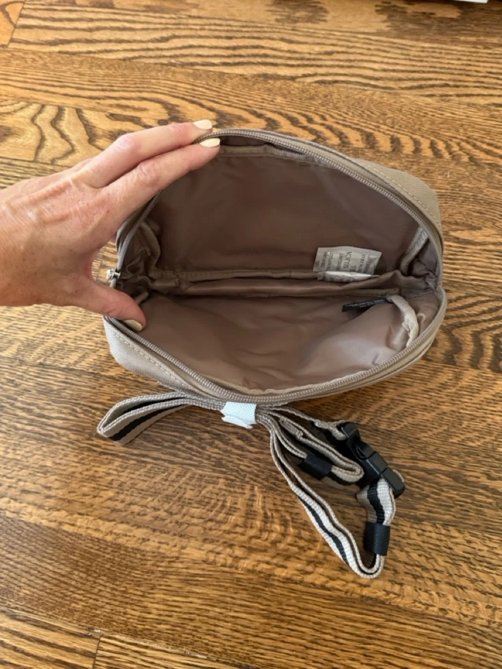 ⭐️ DSW Taupe Belt Bag/Fanny Pack